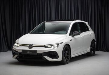 VW Golf 29.599 km 39.990 &euro; Düsseldorf 40211