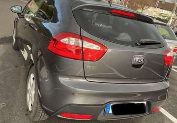 Kia Rio 117.000 km 5.500 &euro; Erkelenz, Stadt 41812