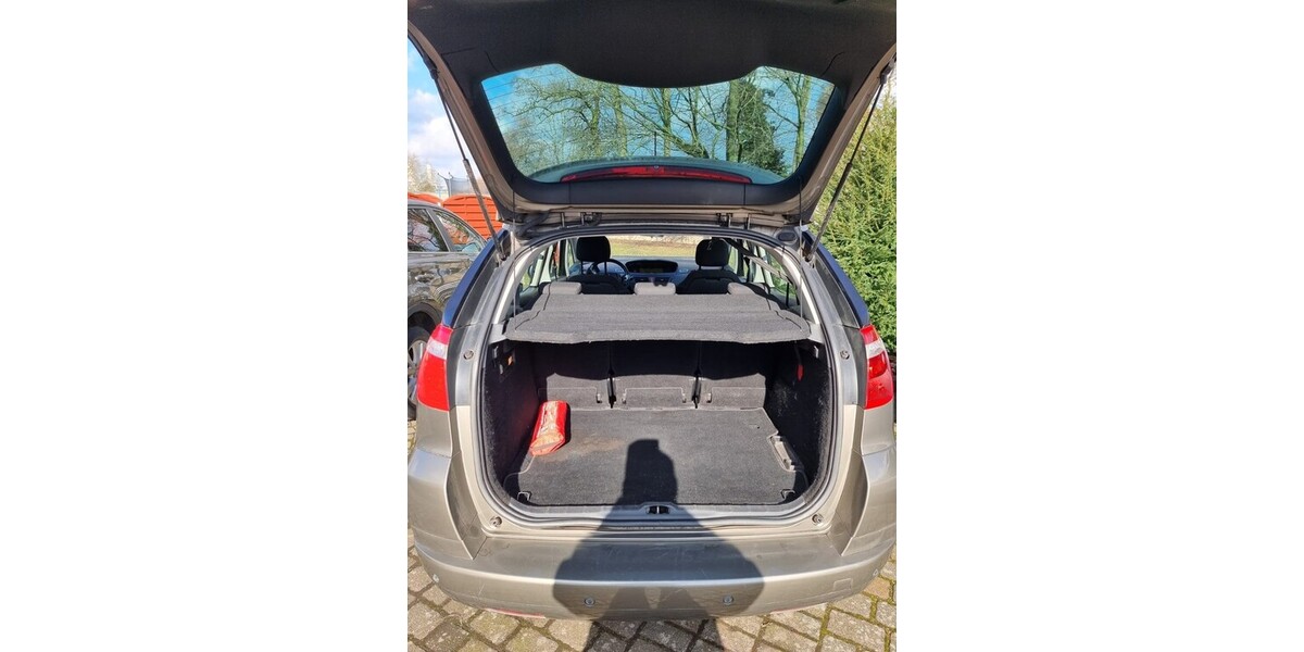 Citroen C4 Picasso 149.000 km 2.800 &euro; Grevenbroich 41515