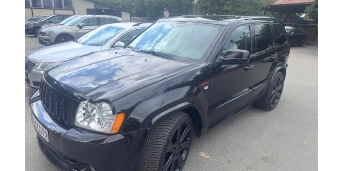 Jeep Grand Cherokee 189.000 km 15.900 &euro; Düsseldorf 40472