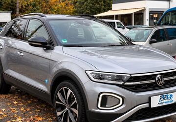 VW T-Roc 15.000 km 29.900 &euro; Bedburg 50181