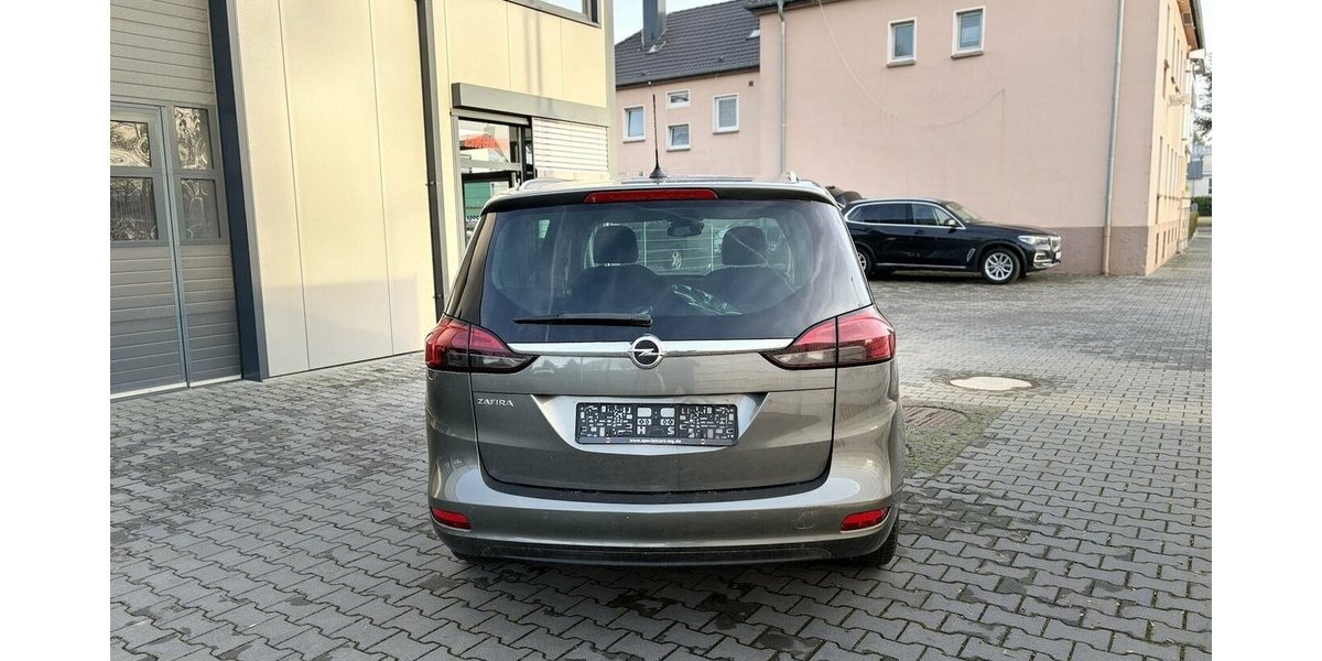 Opel Zafira Innovation / Automatik / Navi / 7 Sitze 95.000 km 14.390 &euro; Mönchengladbach 41066