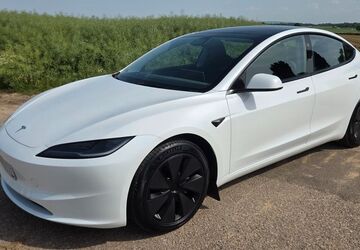 Tesla Model 3 49.650 km 34.990 &euro; Erkelenz 41812