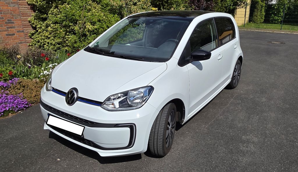 VW e-up! 11.021 km 14.300 &euro; Düsseldorf 40593