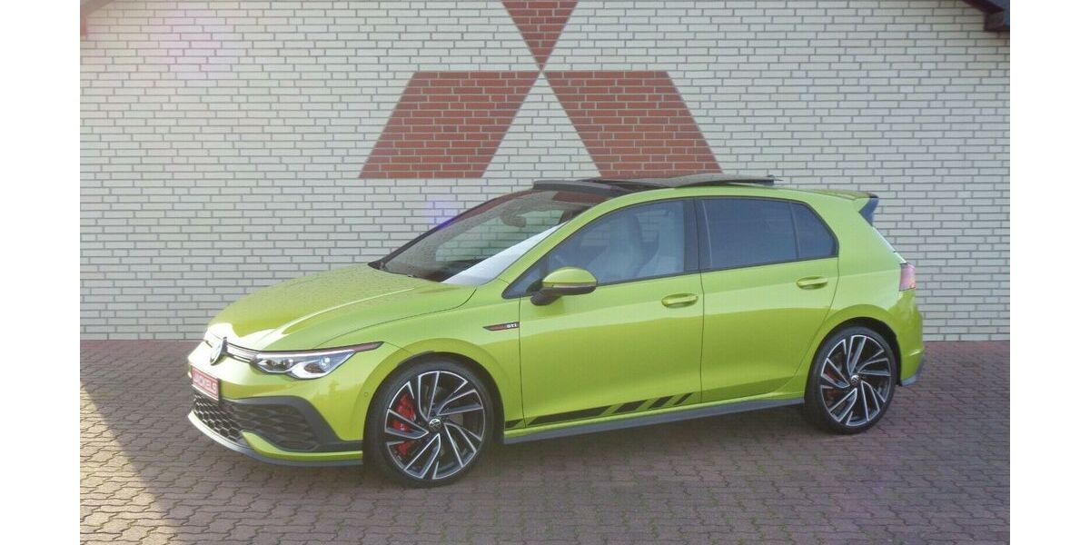 VW Golf 5.000 km 42.990 &euro; Wegberg 41844