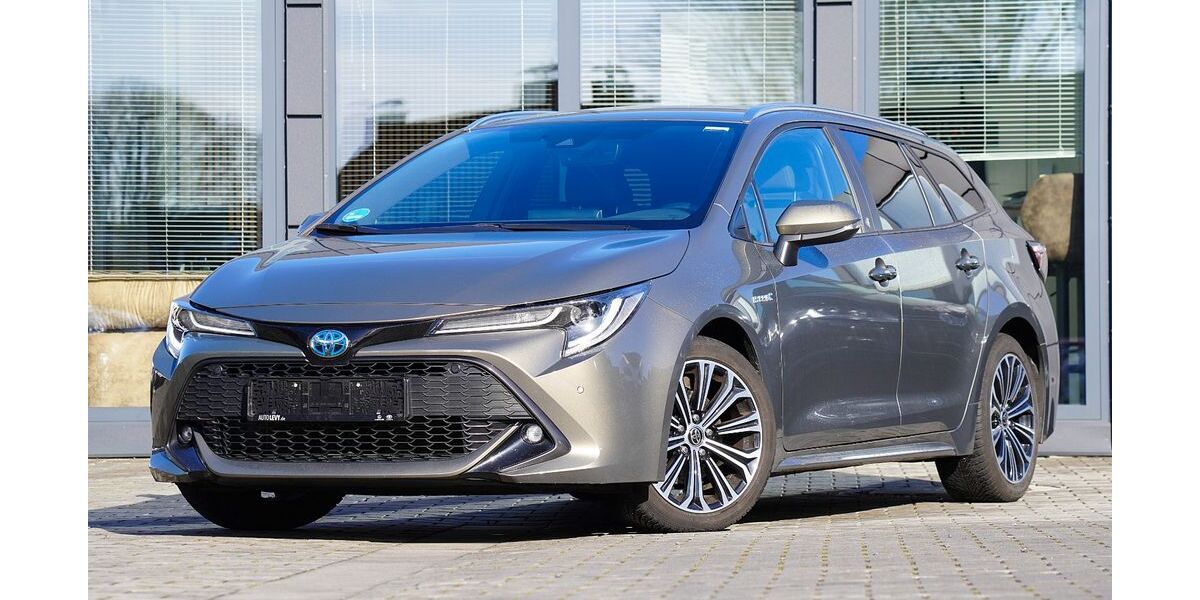 Toyota Corolla 50.000 km 21.980 &euro; Korschenbroich 41352