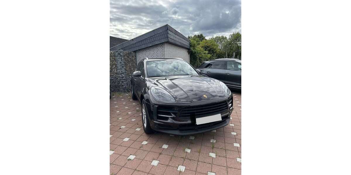 Porsche Macan 89.000 km 49.999 &euro; Moers 47441