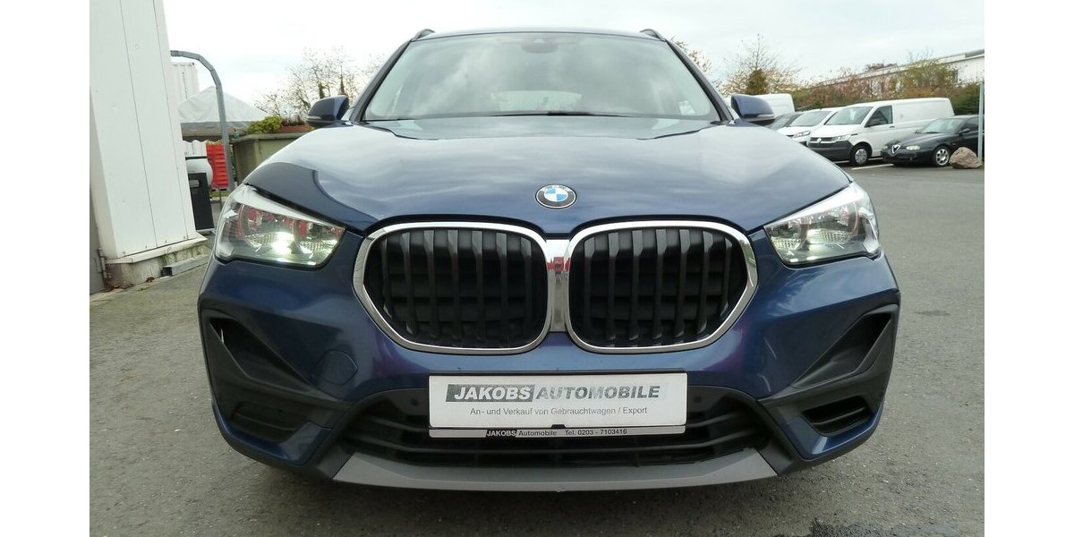 BMW X1 25e X drive Steptronic Navi Head up E-Sitze 154.000 km 16.900 &euro; Ratingen 40885