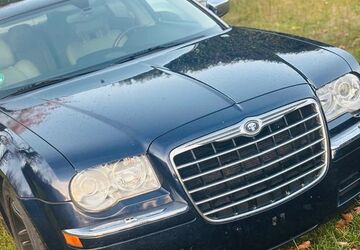 Chrysler 300C 147.600 km 6.390 &euro; Duisburg 47058