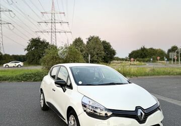 Renault Clio 137.000 km 7.000 &euro; Willich 47877