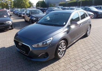 Hyundai i30 100.352 km 12.000 &euro; Willich 47877