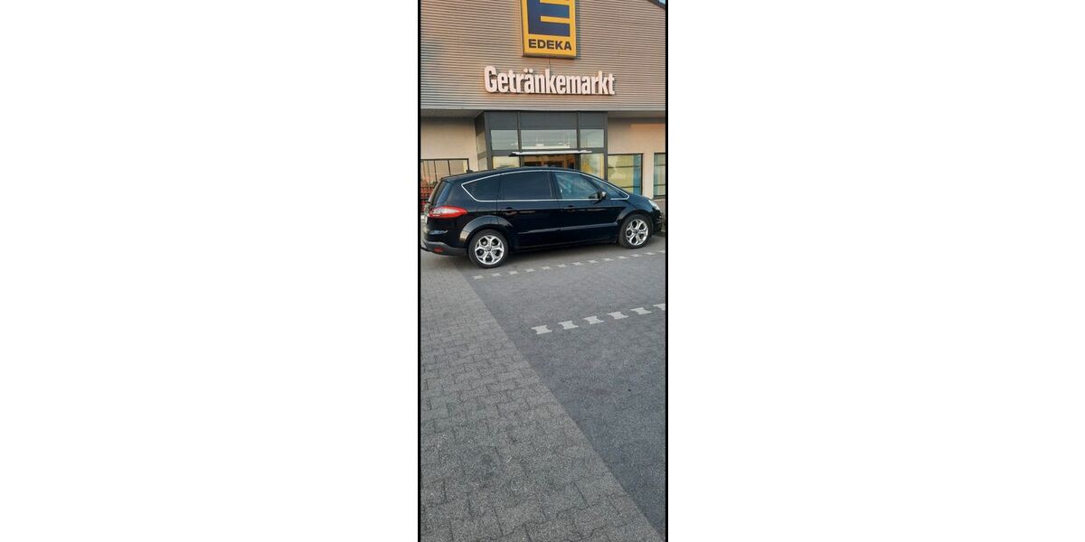 Ford S-Max 244.000 km 5.800 &euro; Titz 52445
