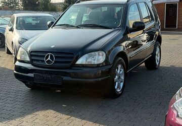 Mercedes-Benz ML 270 270.000 km 3.990 &euro; Mönchengladbach 41063