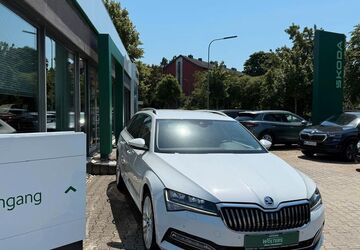 Skoda Superb 59.250 km 25.700 &euro; Neuss 41462