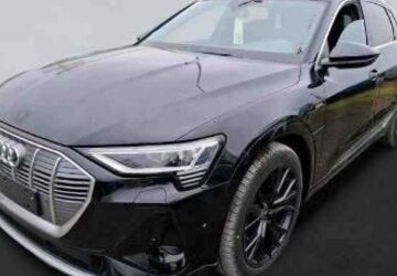 Audi e-tron 37.300 km 34.990 &euro; Duisburg 47178