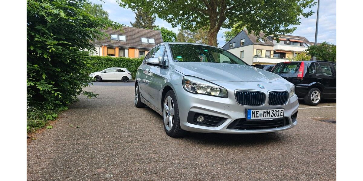 BMW 225 Active Tourer 145.350 km 13.995 &euro; HILDEN 40724