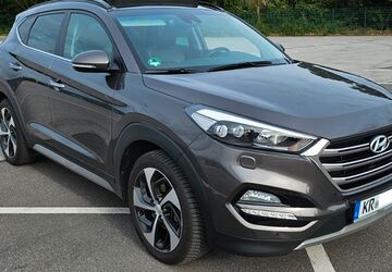 Hyundai TUCSON 60.000 km 16.900 &euro; krefeld 47829