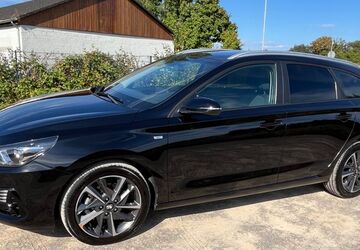 Hyundai i30 62.000 km 17.700 &euro; Hilden 40724