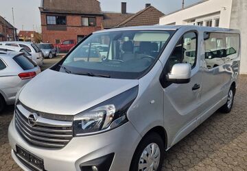 Opel Vivaro 199.500 km 10.990 &euro; Wegberg 41844