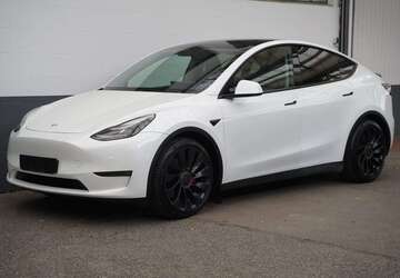 Tesla Model Y 69.870 km 35.850 &euro; Mönchengladbach 41236