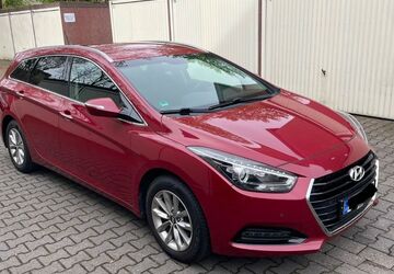 Hyundai i40 109.000 km 9.990 &euro; Duisburg 47166