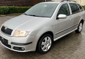 Skoda Fabia 100.000 km 2.950 &euro; Mönchengladbach 41063