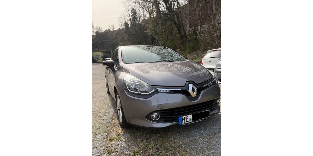 Renault Clio 112.000 km 5.800 &euro; Erkrath 40699