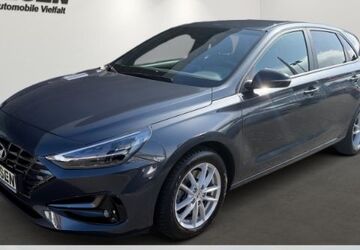Hyundai i30 42.500 km 16.590 &euro; Mönchengladbach 41061
