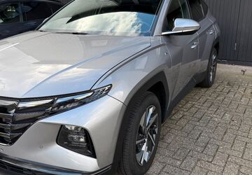 Hyundai TUCSON 18.500 km 23.999 &euro; Mülheim 45478