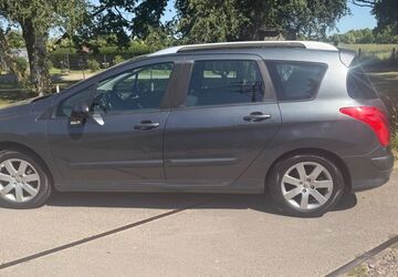 Peugeot 308 120.000 km 3.499 &euro; Willich 47877