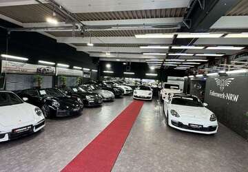 Porsche Panamera 204.250 km 22.970 &euro; Krefeld 47800