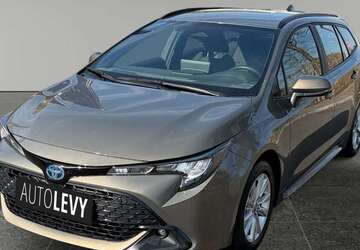 Toyota Corolla 49.852 km 24.890 &euro; Düsseldorf 40595