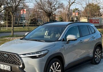 Toyota Corolla Cross 24.100 km 34.100 &euro; Mönchengladbach 41236