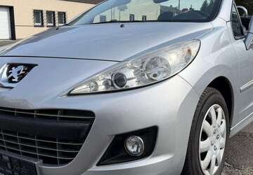 Peugeot 207 125.641 km 3.750 &euro; Mönchengladbach 41238