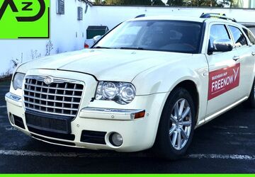 Chrysler 300C 296.566 km 2.750 &euro; Düsseldorf 40229