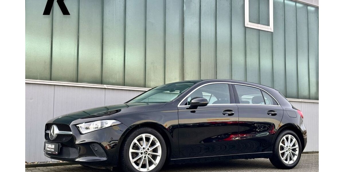 Mercedes-Benz A 180 116.175 km 17.900 &euro; Viersen 41748