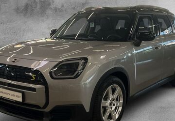 Mini Countryman SE (Cooper) 12.263 km 38.389 &euro; Krefeld 47800