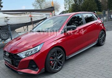 Hyundai i20 14.843 km 27.490 &euro; Wegberg 41844