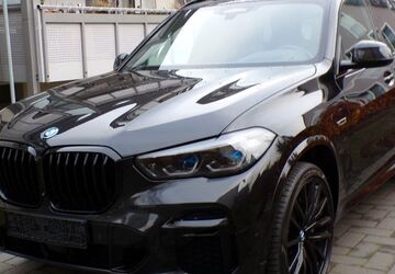 BMW X5 175.000 km 42.840 &euro; Düsseldorf 40468