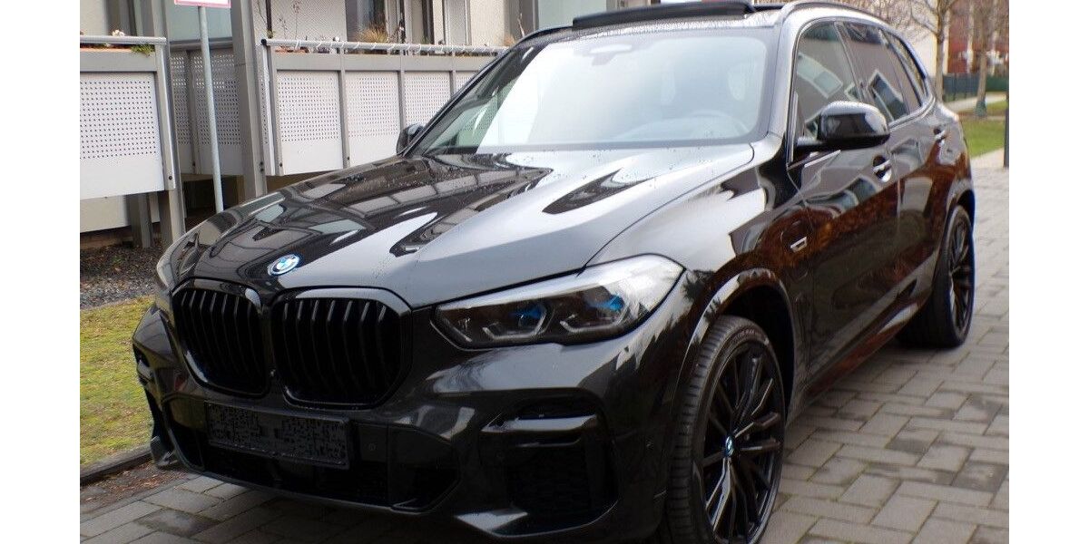 BMW X5 175.000 km 42.840 &euro; Düsseldorf 40468