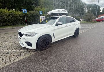 BMW X6 83.200 km 28.000 &euro; Duisburg 47139