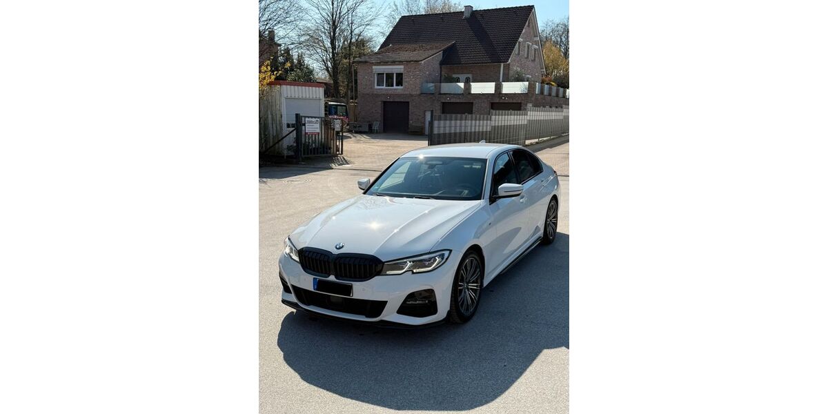 BMW 330 140.000 km 32.000 &euro; Düsseldorf 40549
