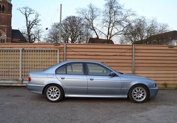 BMW 520 92.000 km 11.480 &euro; Duisburg 47166
