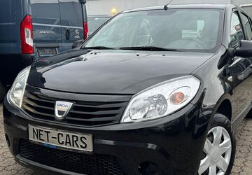 Dacia Sandero 221.855 km 1.750 &euro; Hilden 40721