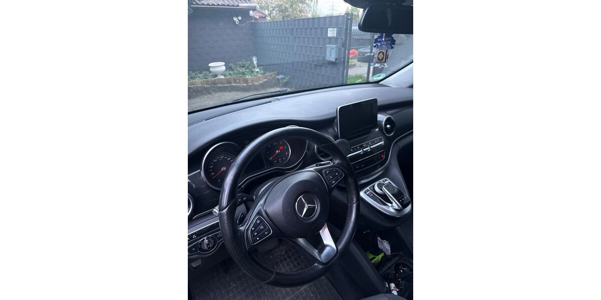 Mercedes-Benz V 250 700.000 km 22.900 &euro; Duisburg 47169