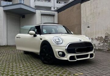 Mini ONE 65.000 km 12.450 &euro; düsseldorf 40591
