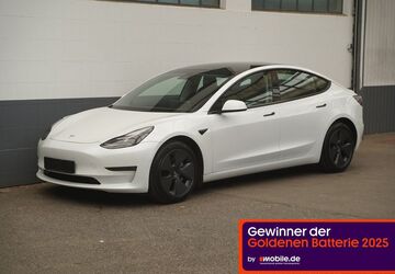 Tesla Model 3 73.593 km 29.550 &euro; Mönchengladbach 41236