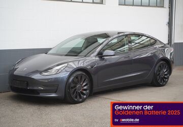 Tesla Model 3 69.870 km 28.950 &euro; Mönchengladbach 41236