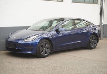 Tesla Model 3 89.658 km 26.150 &euro; Mönchengladbach 41236