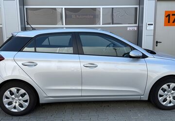 Hyundai i20 33.802 km 8.995 &euro; Willich 47877
